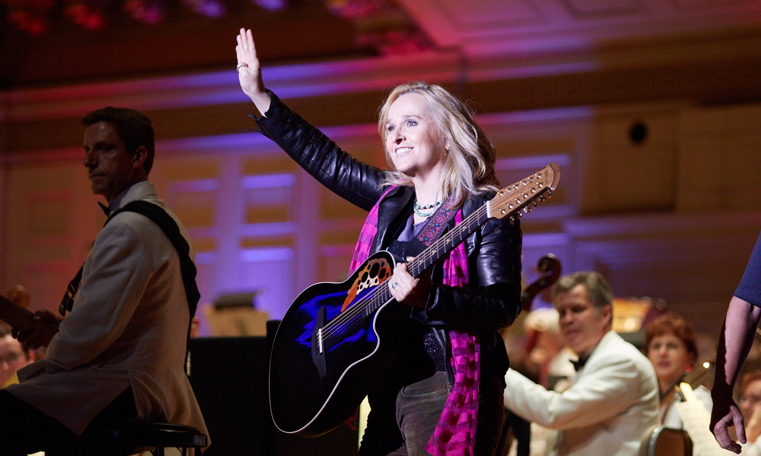 Photograph of Melissa Etheridge performing.